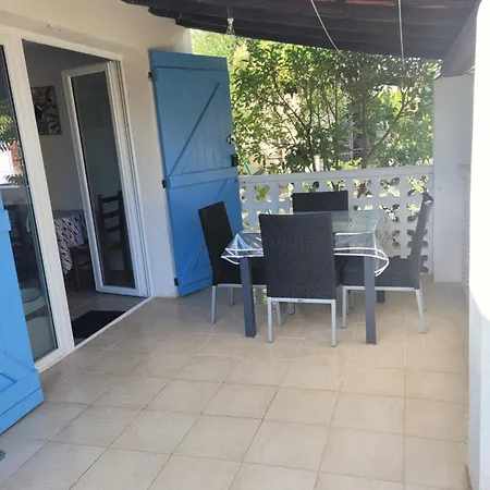 בית נופש Sunny *